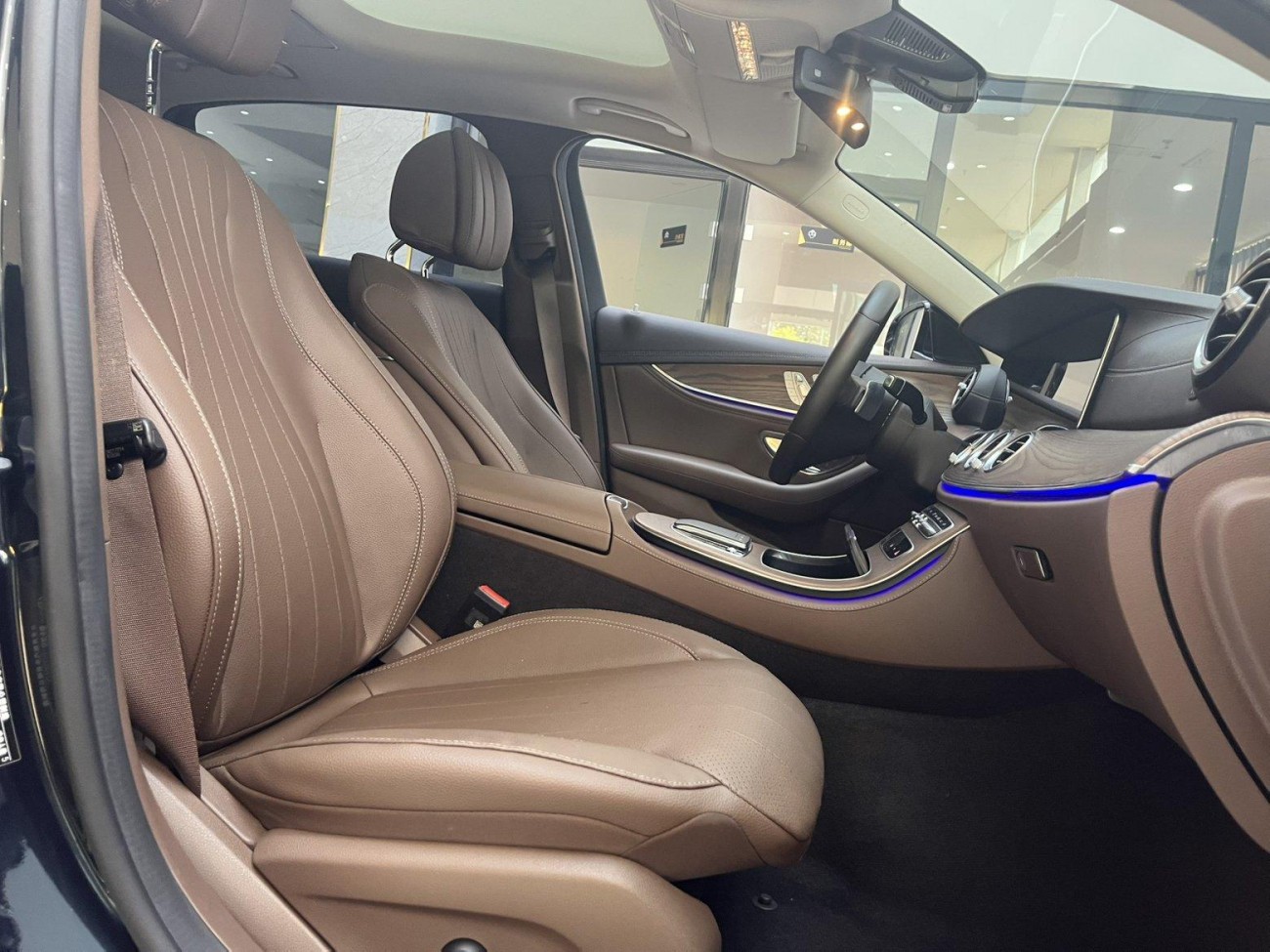 Mercedes-Benz E 300 L 2024
