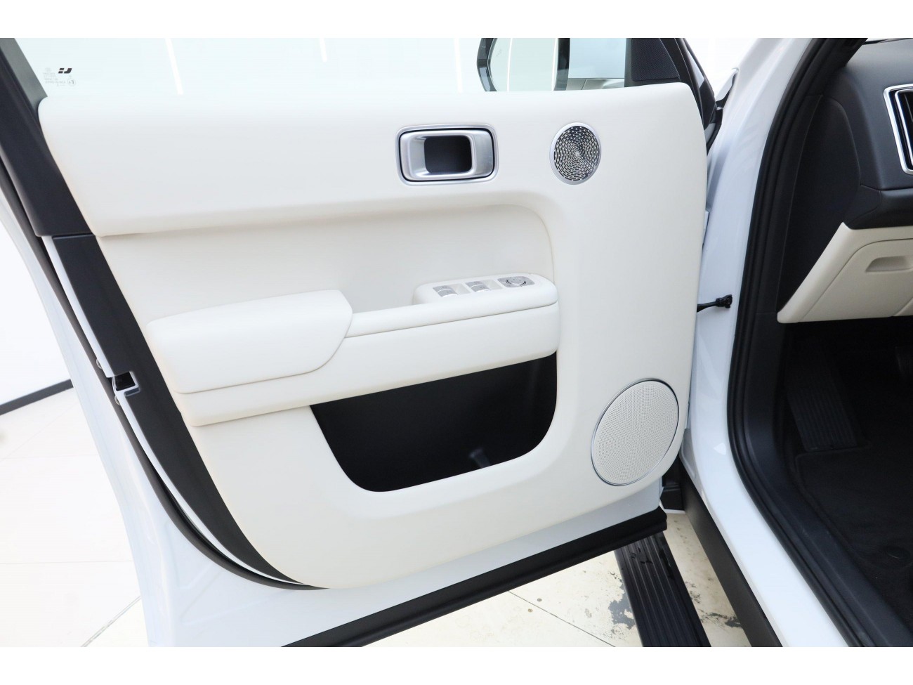 Li Auto L9 2025