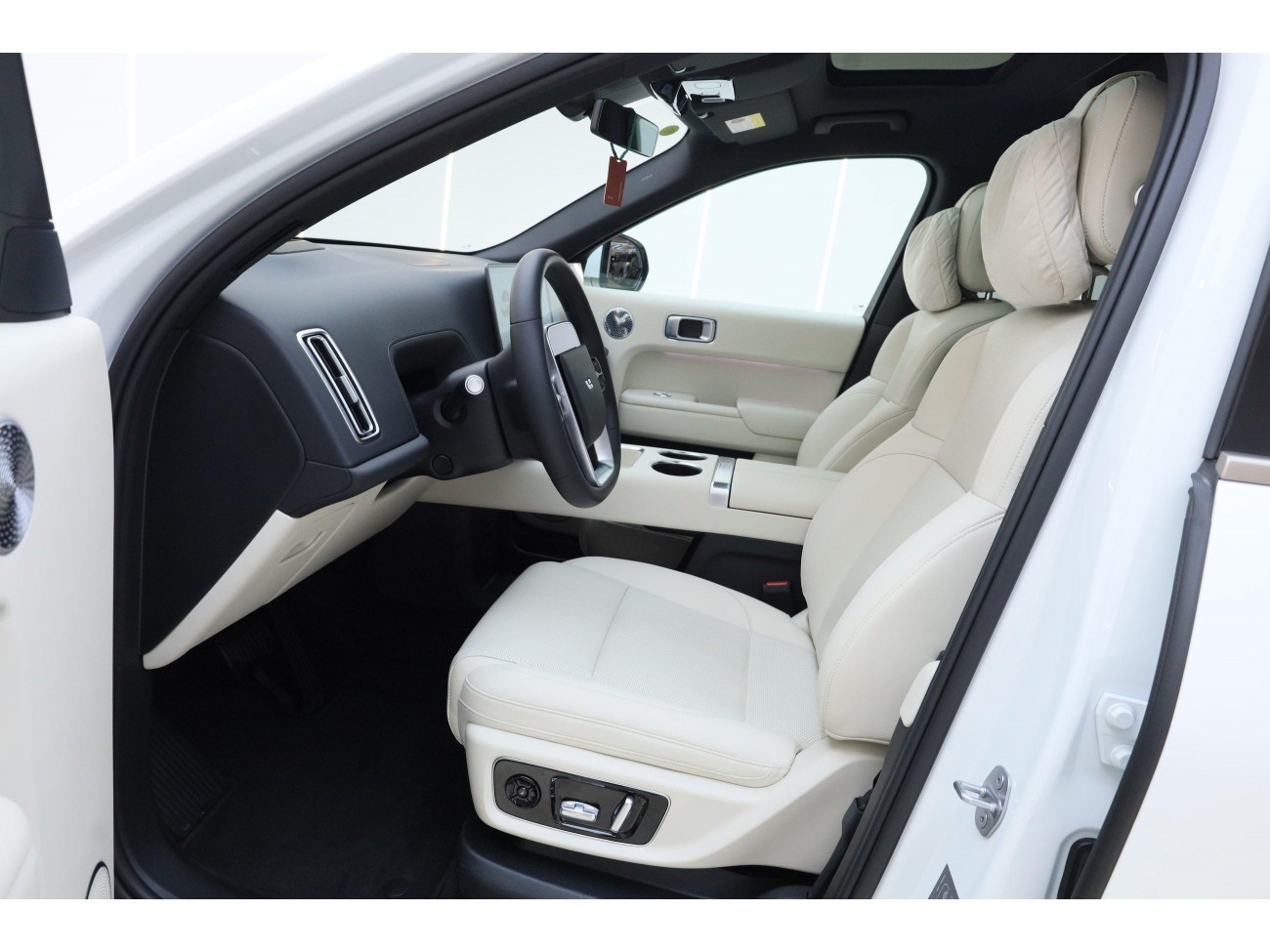 Li Auto L9 2025