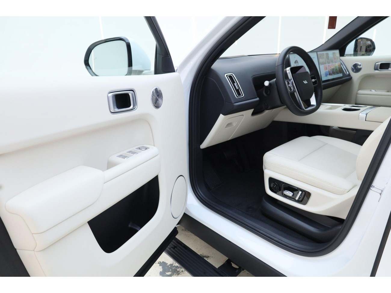 Li Auto L9 2025