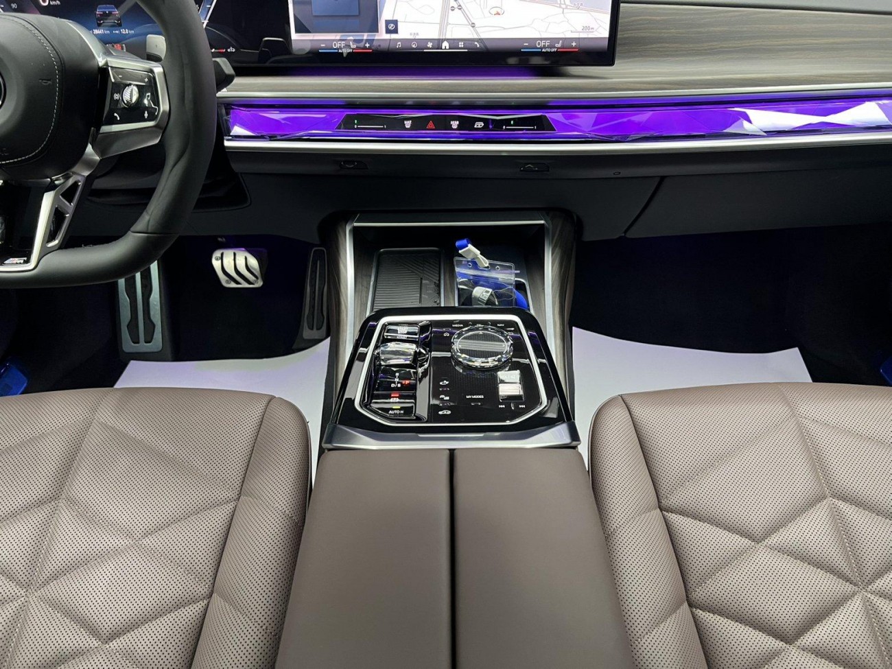 BMW 735Li 2024