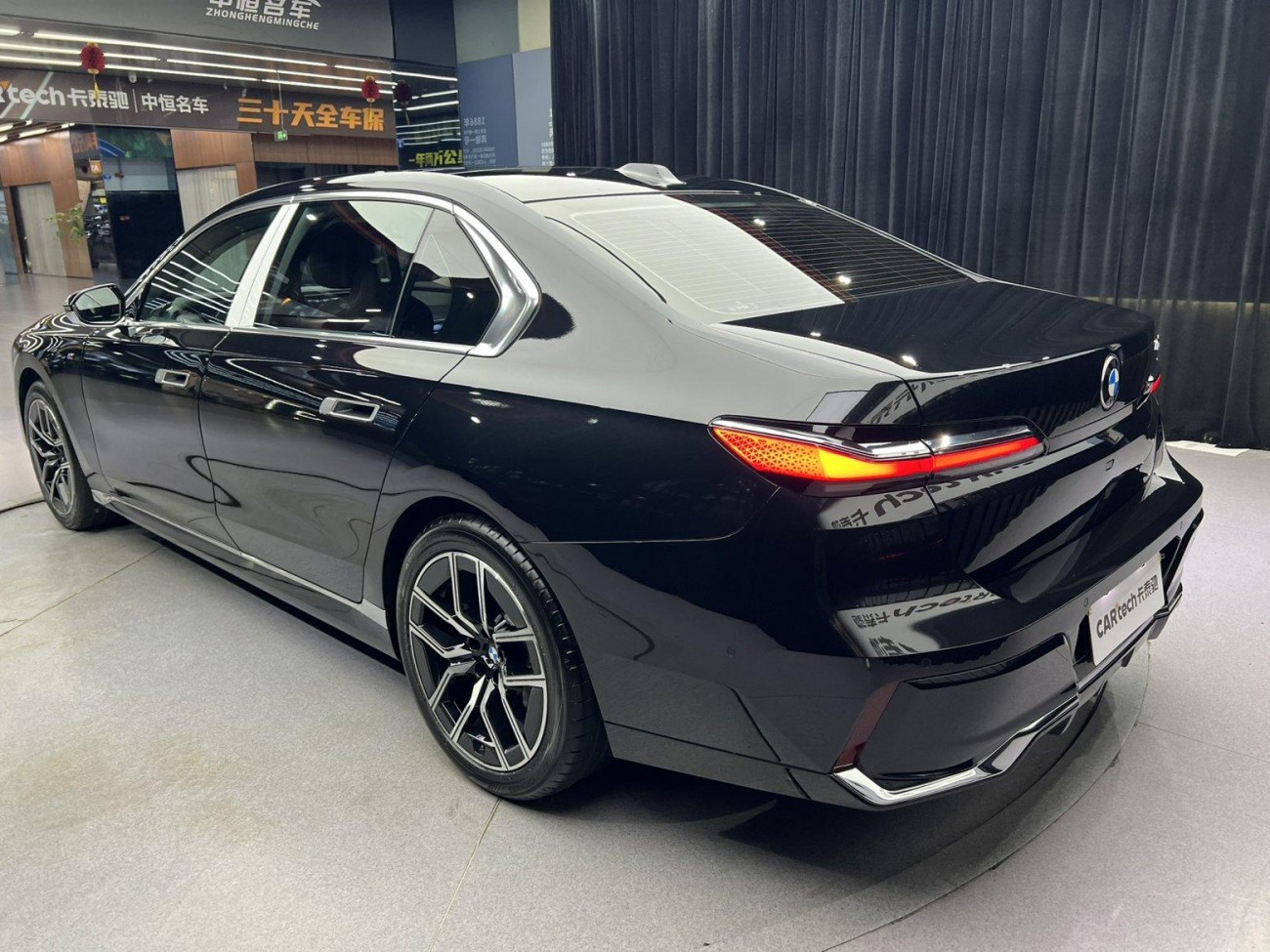 BMW 735Li 2024