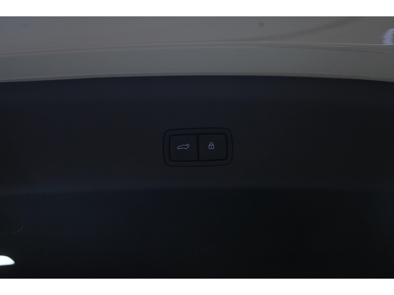 Li Auto i8 2025