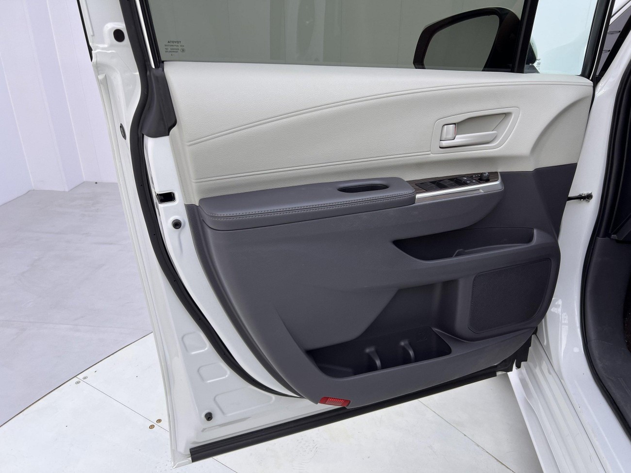 Toyota Sienna 2023