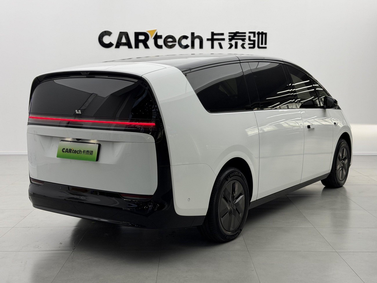Li Auto MEGA 2025
