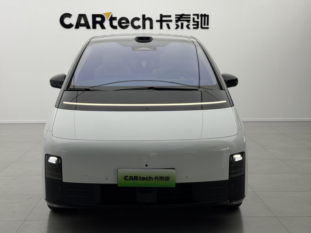 Li Auto MEGA 2025