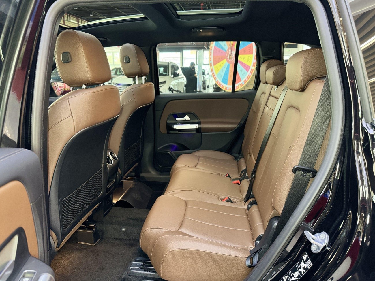 Mercedes-Benz GLB 2023