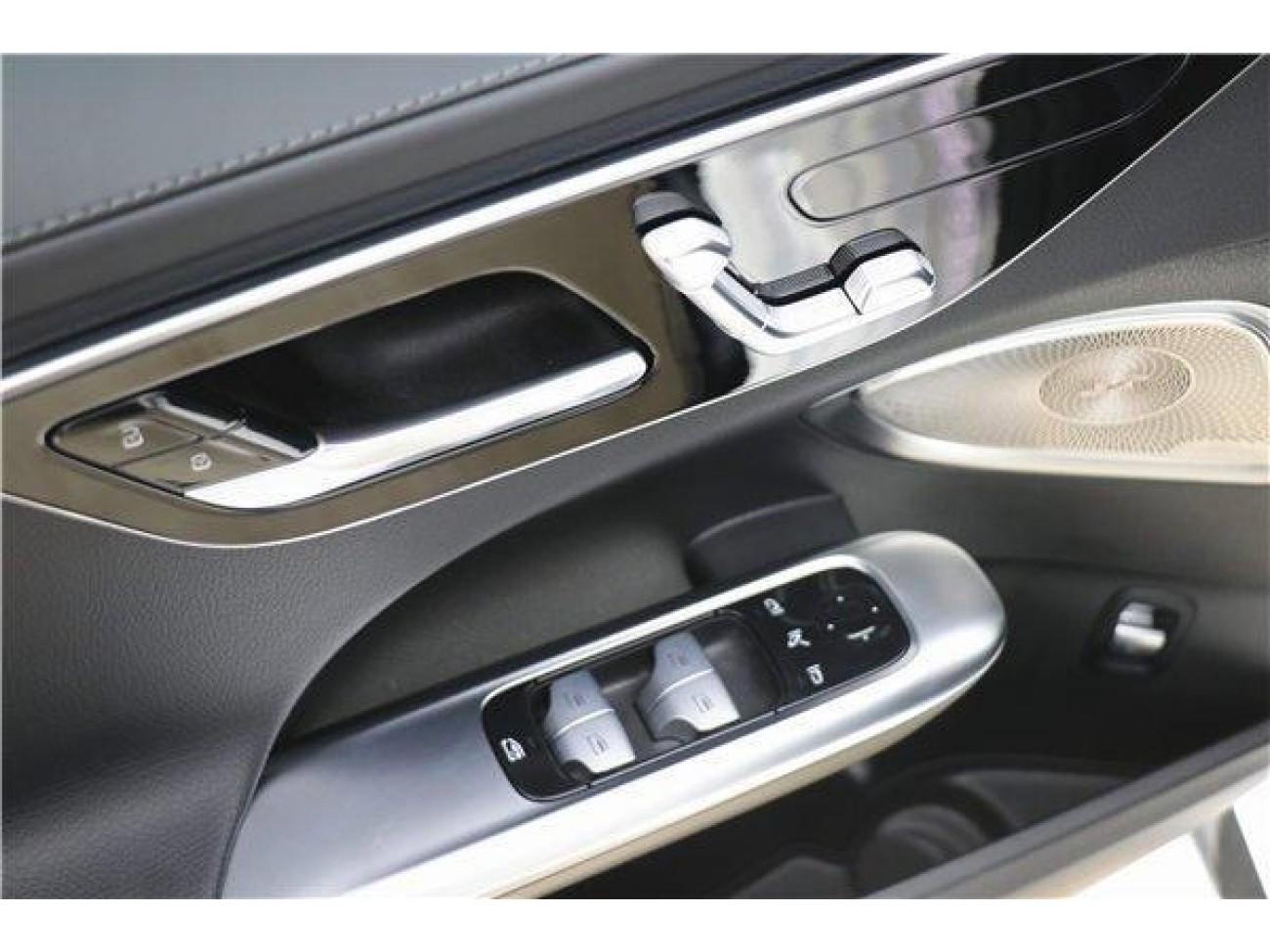 Mercedes-Benz C 260 L 2023
