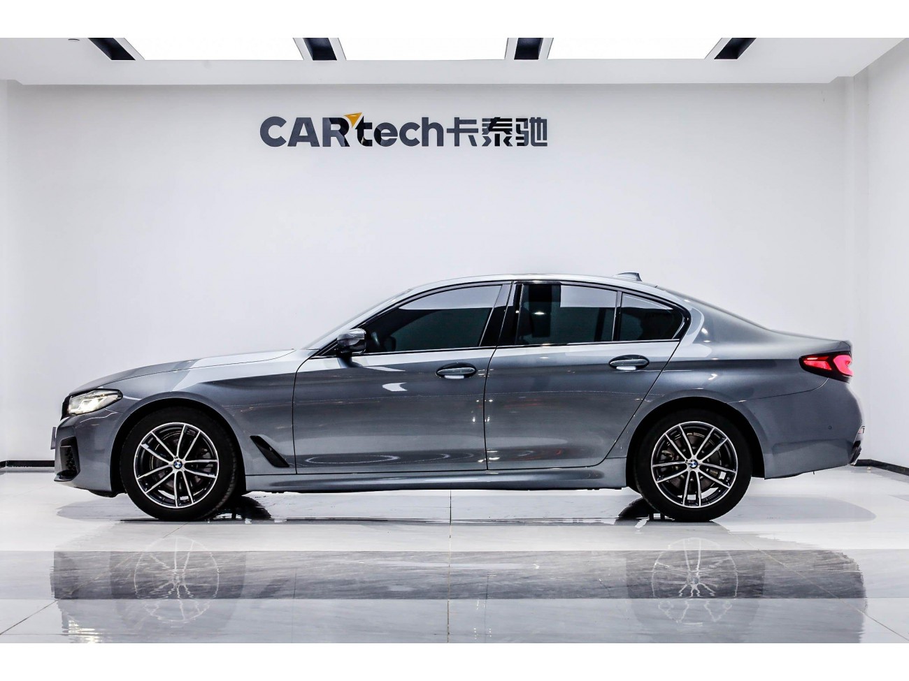 BMW 525i 2021