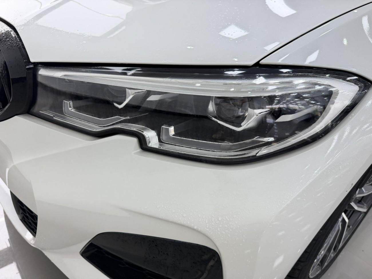 BMW 325Li 2021