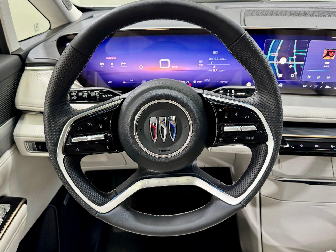 Buick GL8 2025