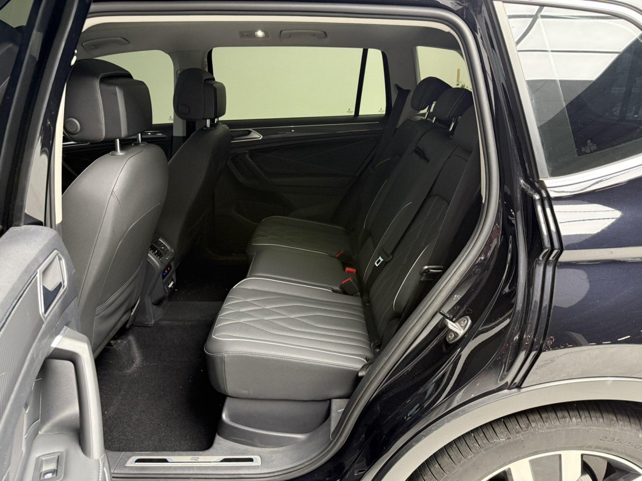 Volkswagen Tiguan L 2023