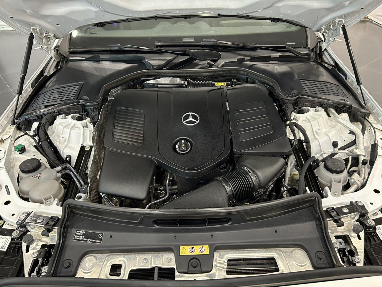 Mercedes-Benz C 350 e 2023