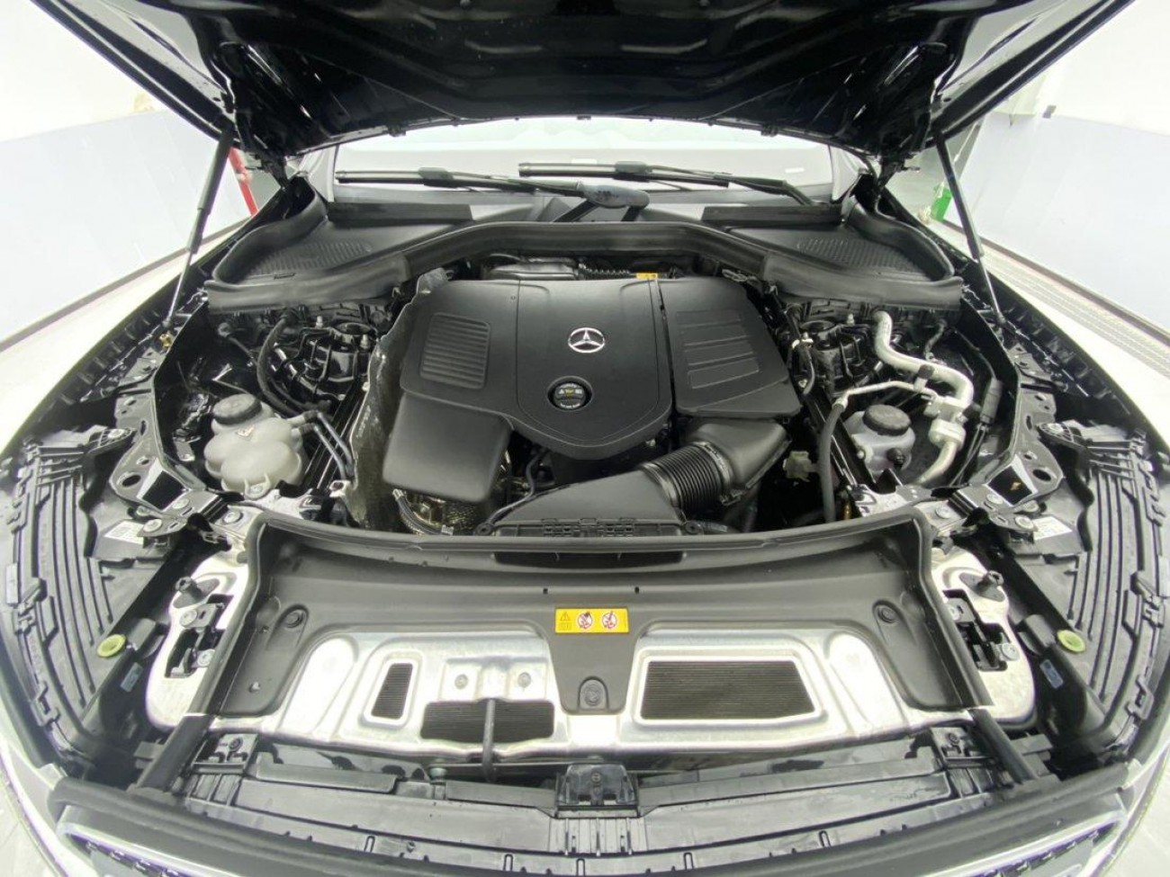 Mercedes-Benz GLC 260 L 2025
