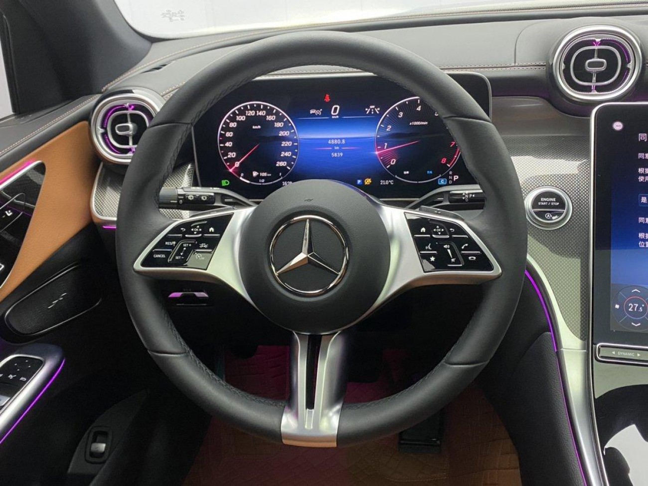 Mercedes-Benz GLC 260 L 2025