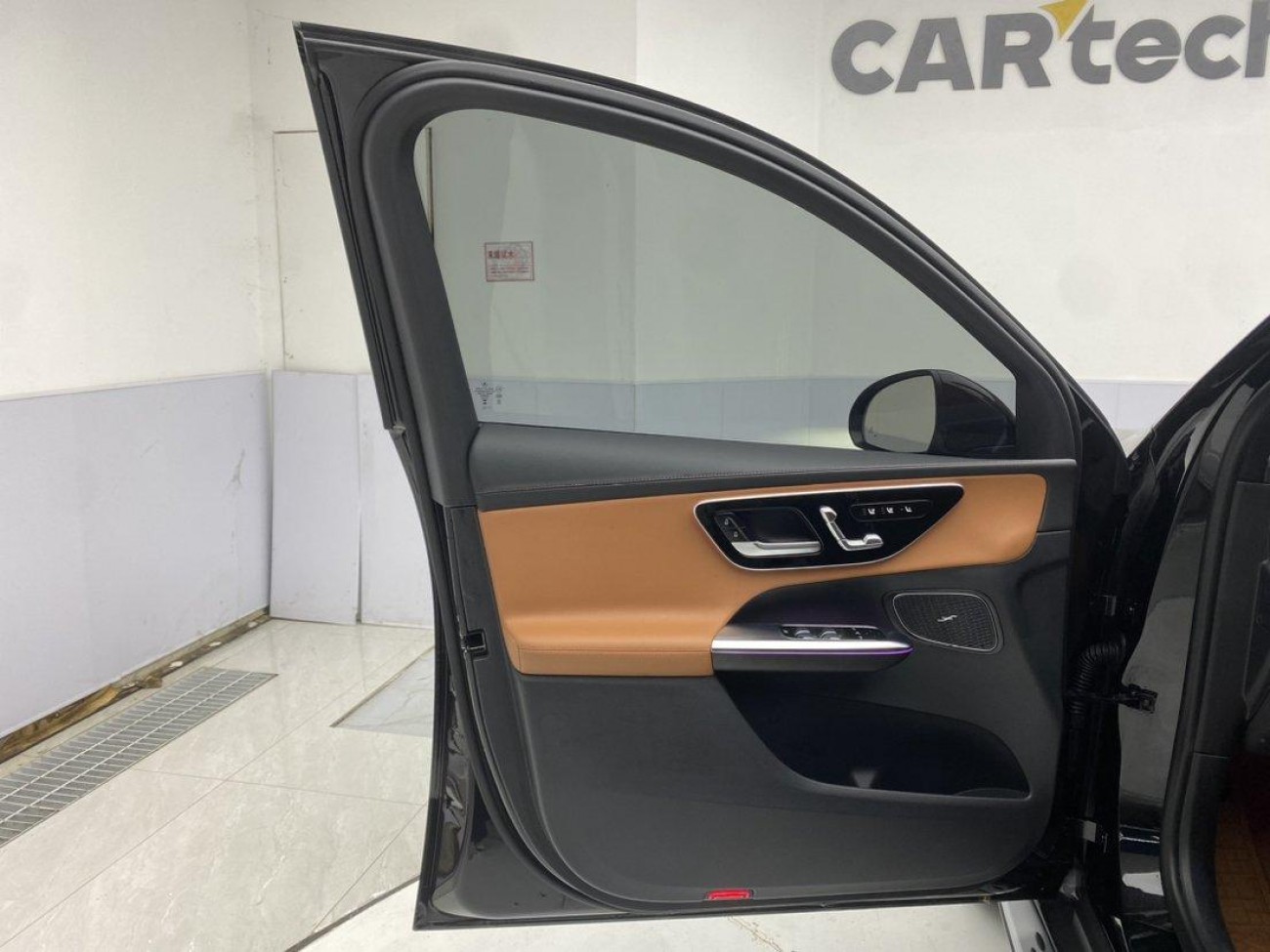 Mercedes-Benz GLC 260 L 2025