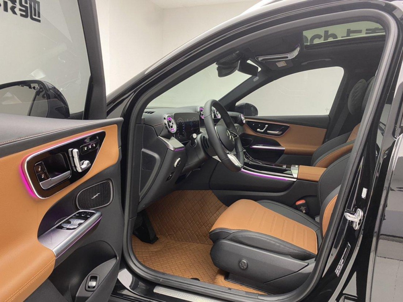 Mercedes-Benz GLC 260 L 2025
