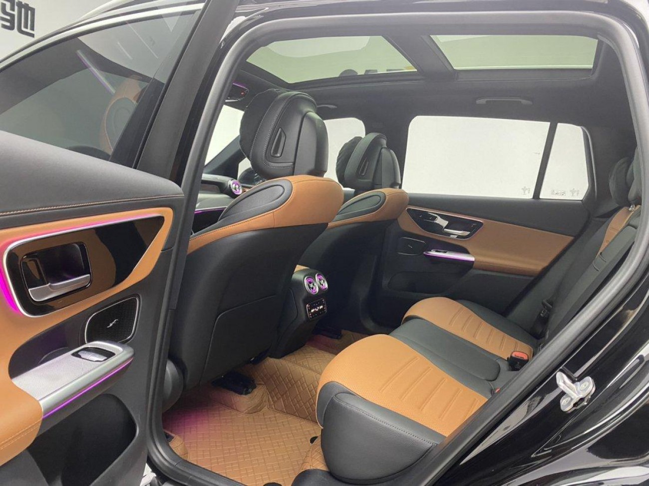 Mercedes-Benz GLC 260 L 2025