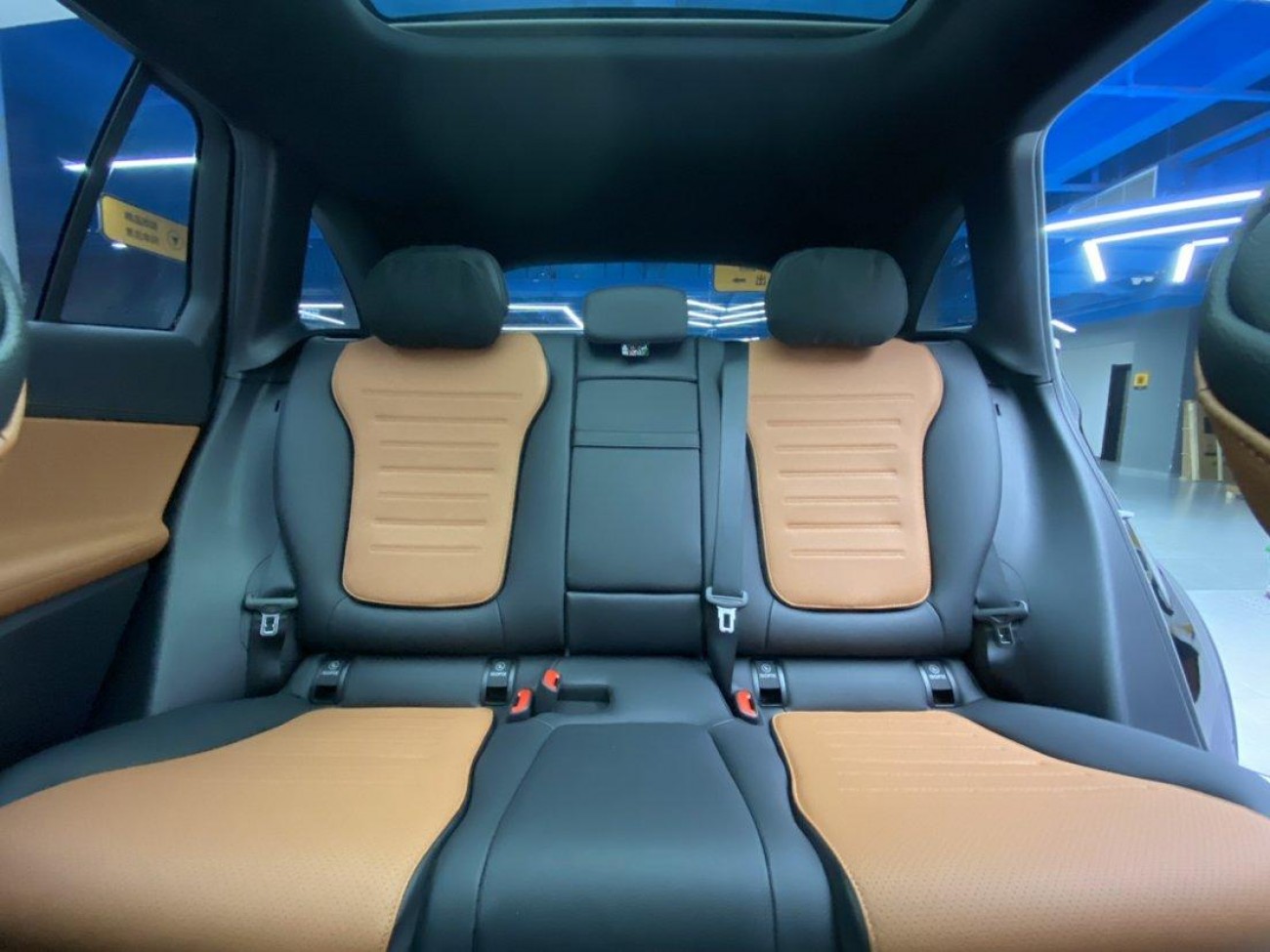 Mercedes-Benz GLC 260 L 2025