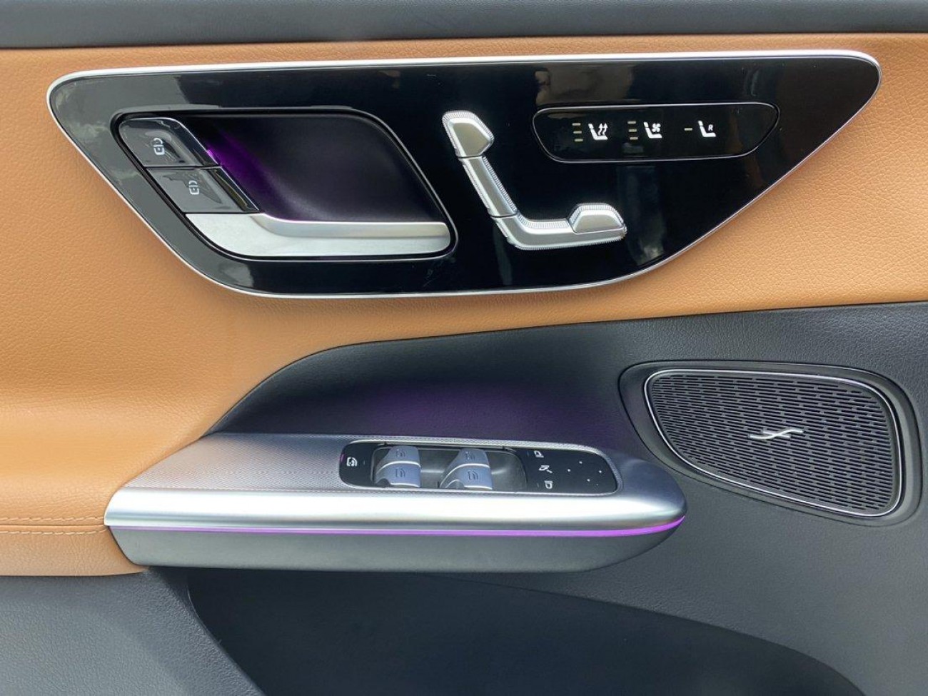 Mercedes-Benz GLC 260 L 2025