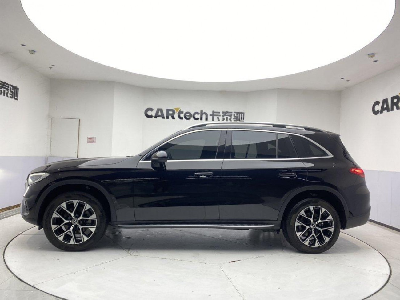Mercedes-Benz GLC 260 L 2025
