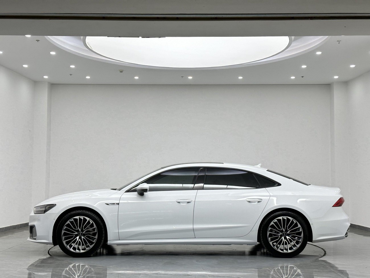 Audi A7L 45 TFSI 2022