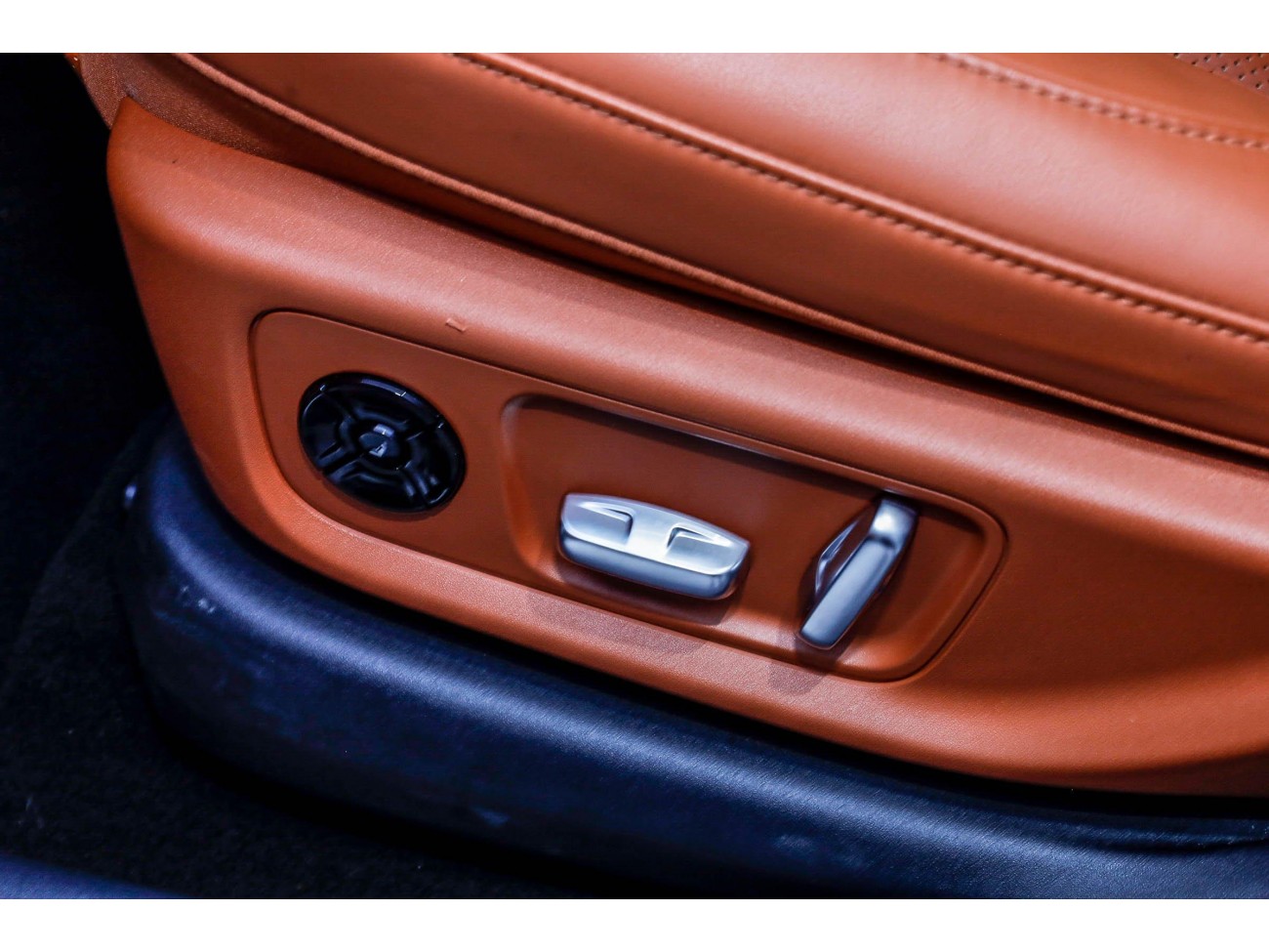 Li Auto L6 2025