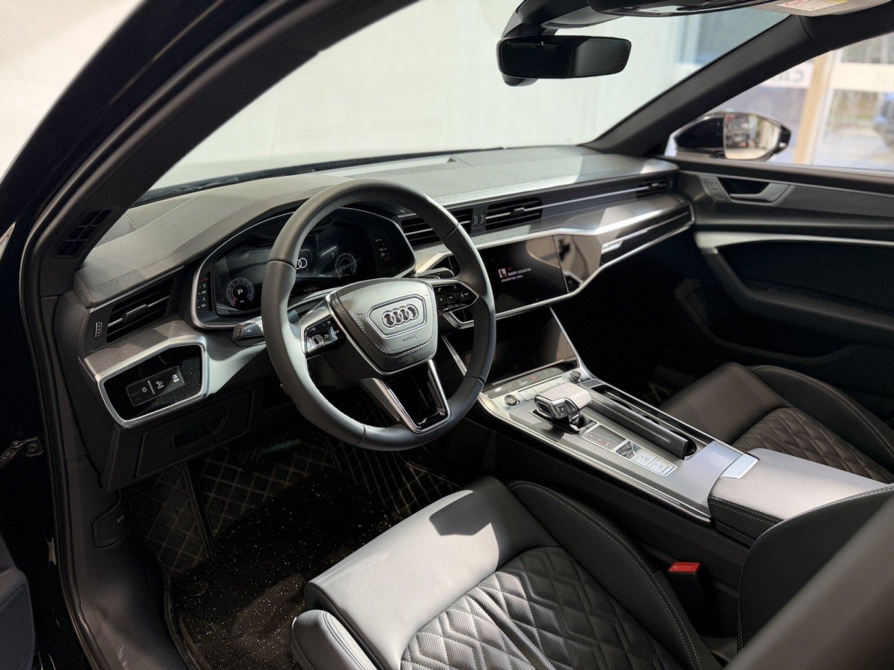 Audi A6L 45 TFSI 2025