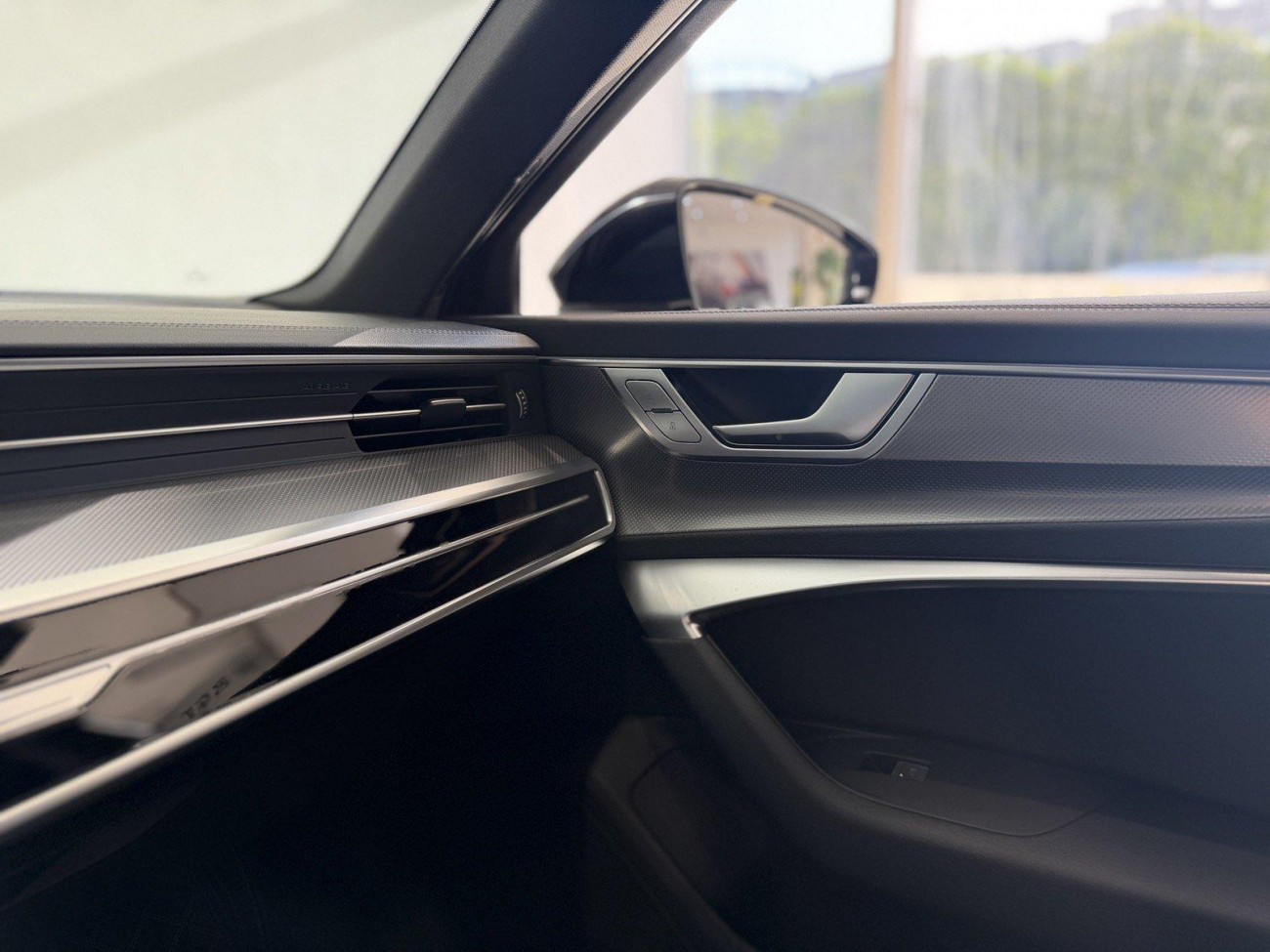 Audi A6L 45 TFSI 2025