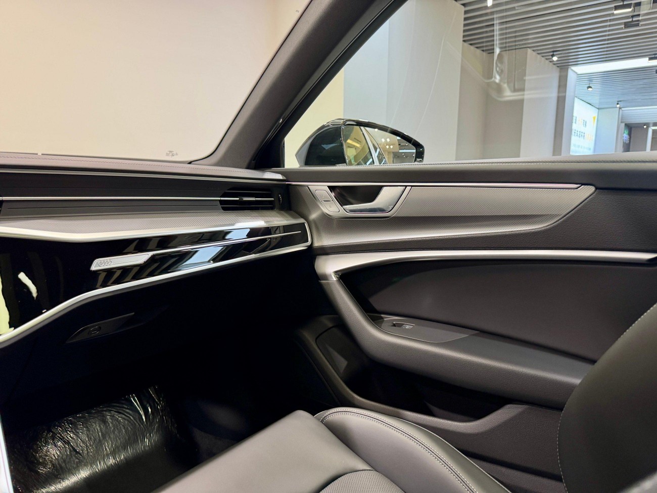 Audi A6L 40 TFSI 2025