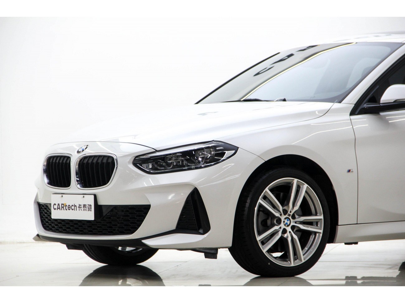 BMW 120i 2019