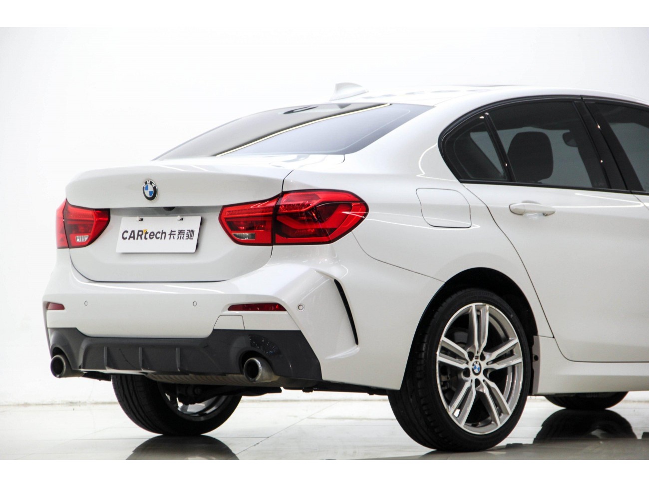 BMW 120i 2019