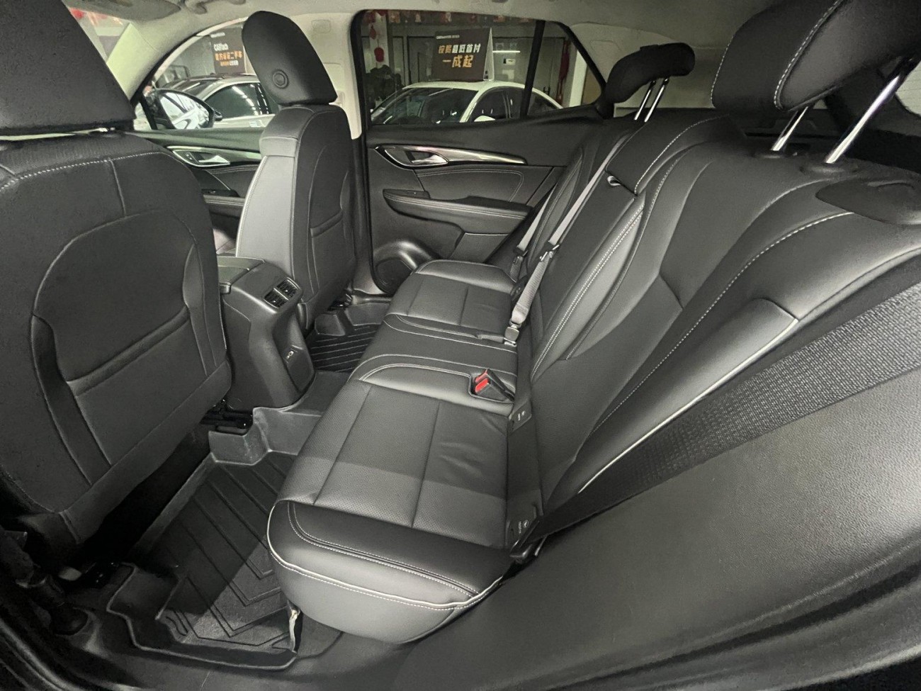 Buick Envision 2023