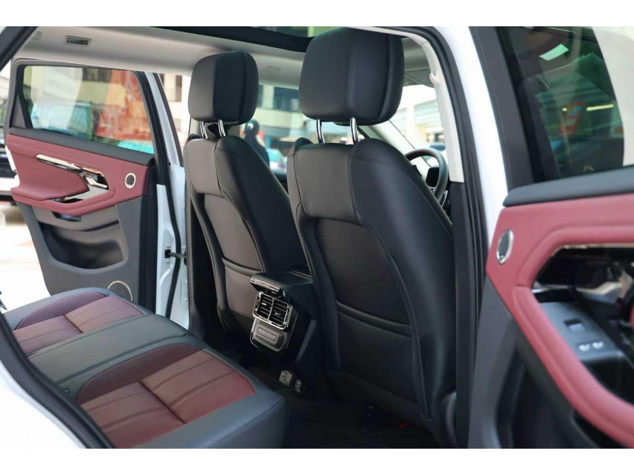 Land Rover Range Rover 2024