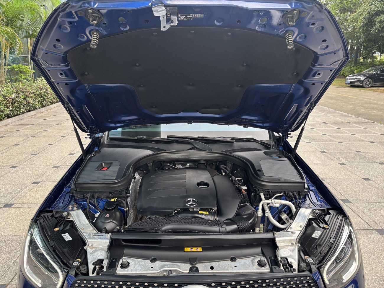 Mercedes-Benz GLC 260 L 2021