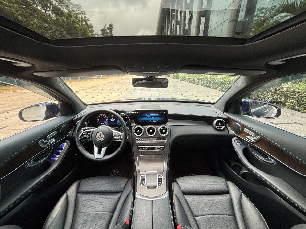 Mercedes-Benz GLC 260 L 2021