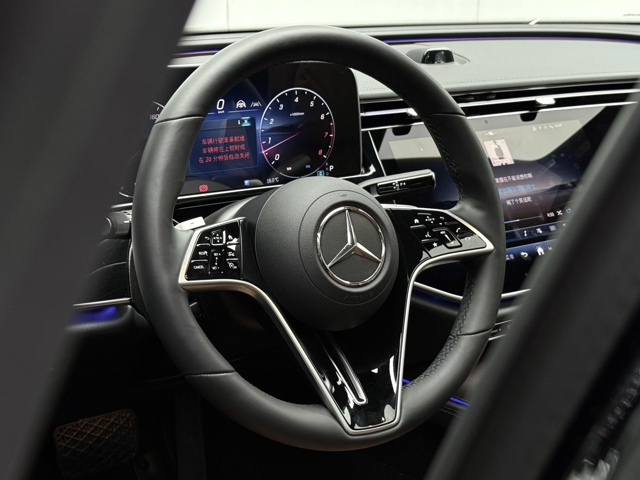 Mercedes-Benz E 300 L 2024