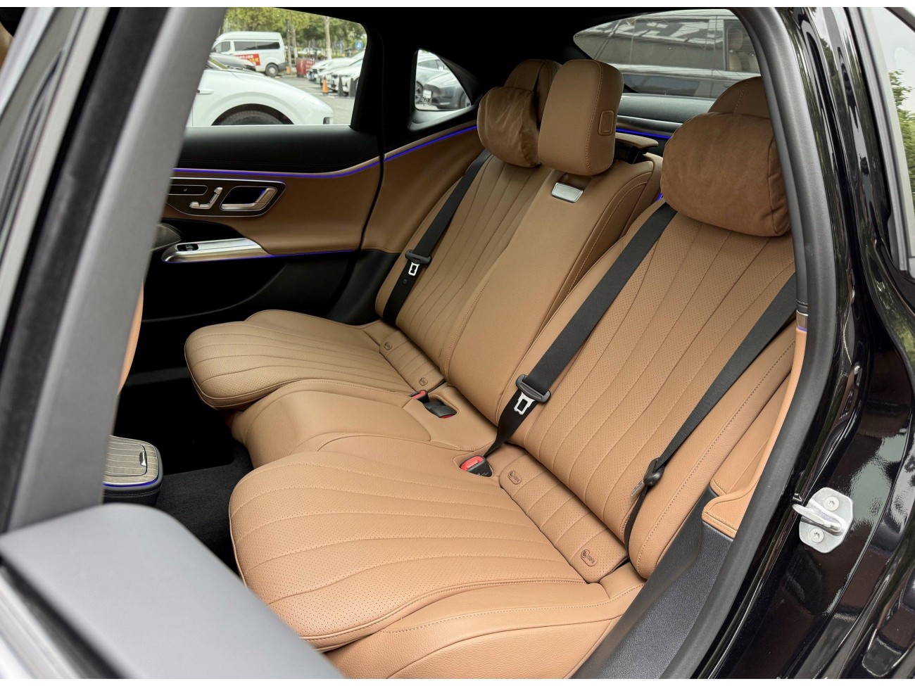 Mercedes-Benz E 300 L 2024