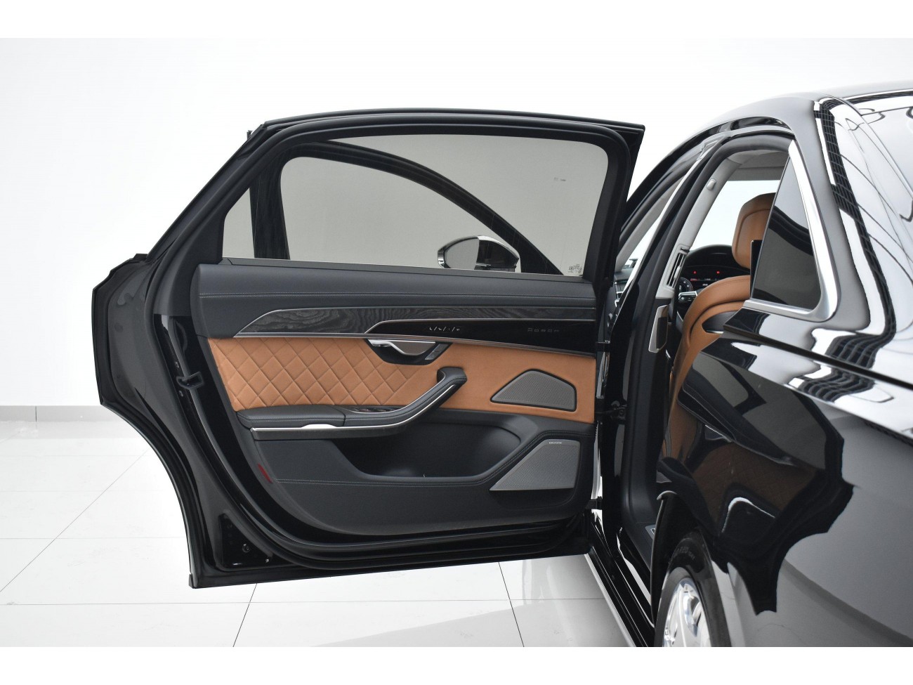 Audi A8L 2022