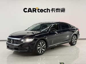 Volkswagen Passat 2025