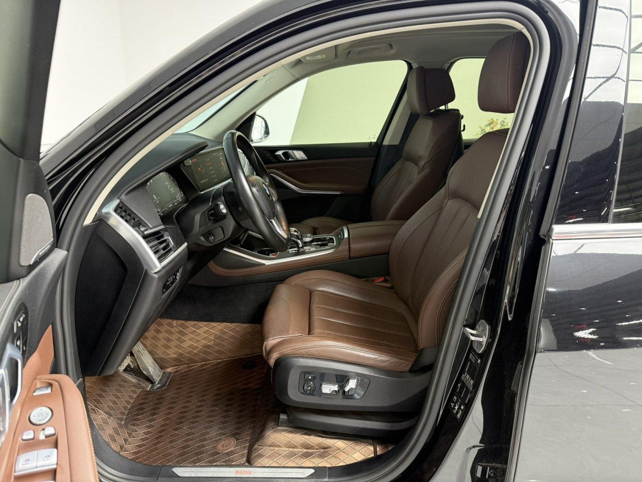 BMW X7 2021