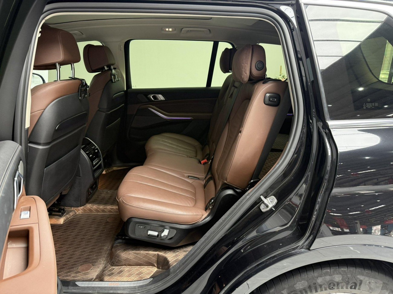 BMW X7 2021