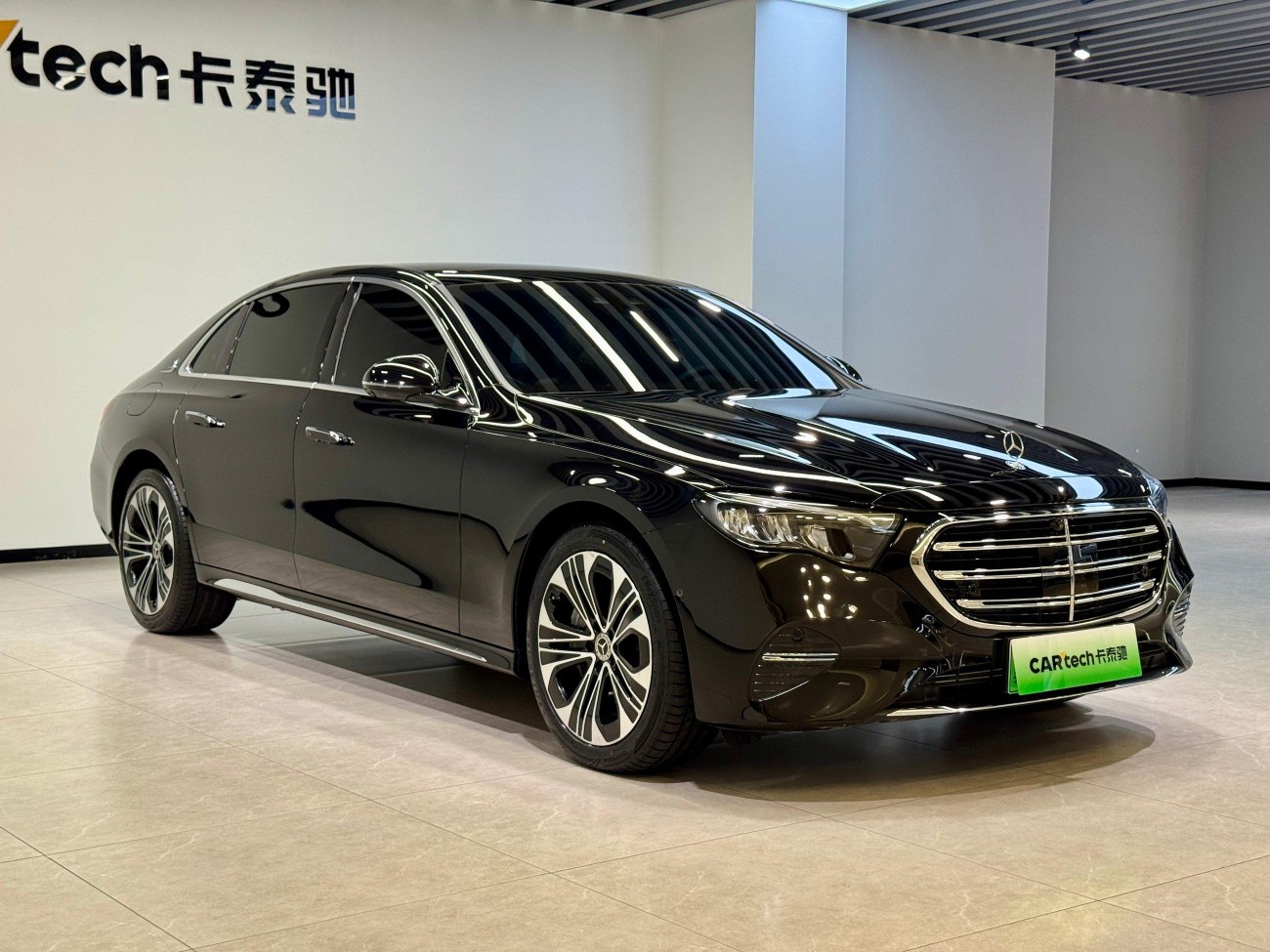 Mercedes-Benz E 350 e 2025