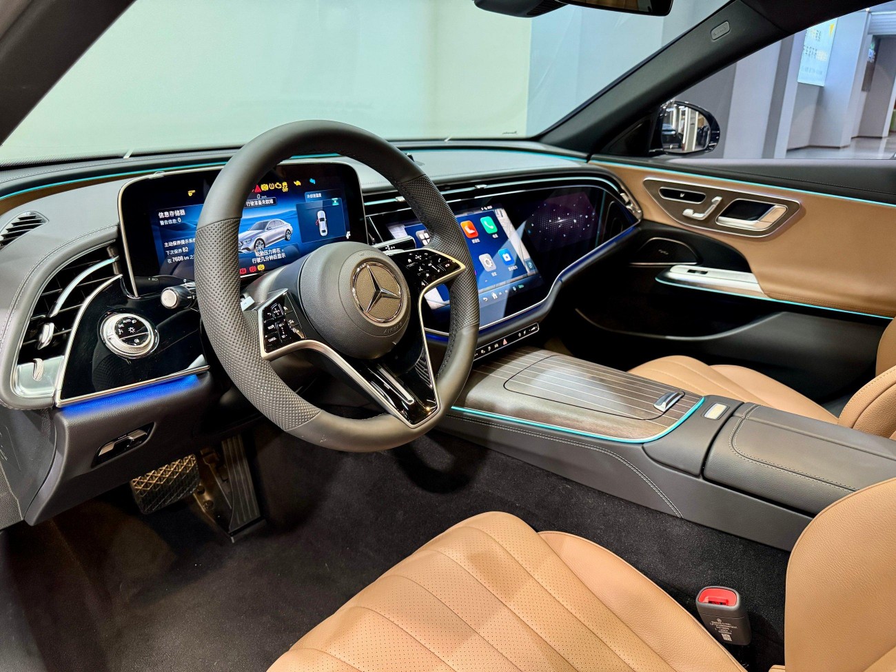 Mercedes-Benz E 350 e 2025