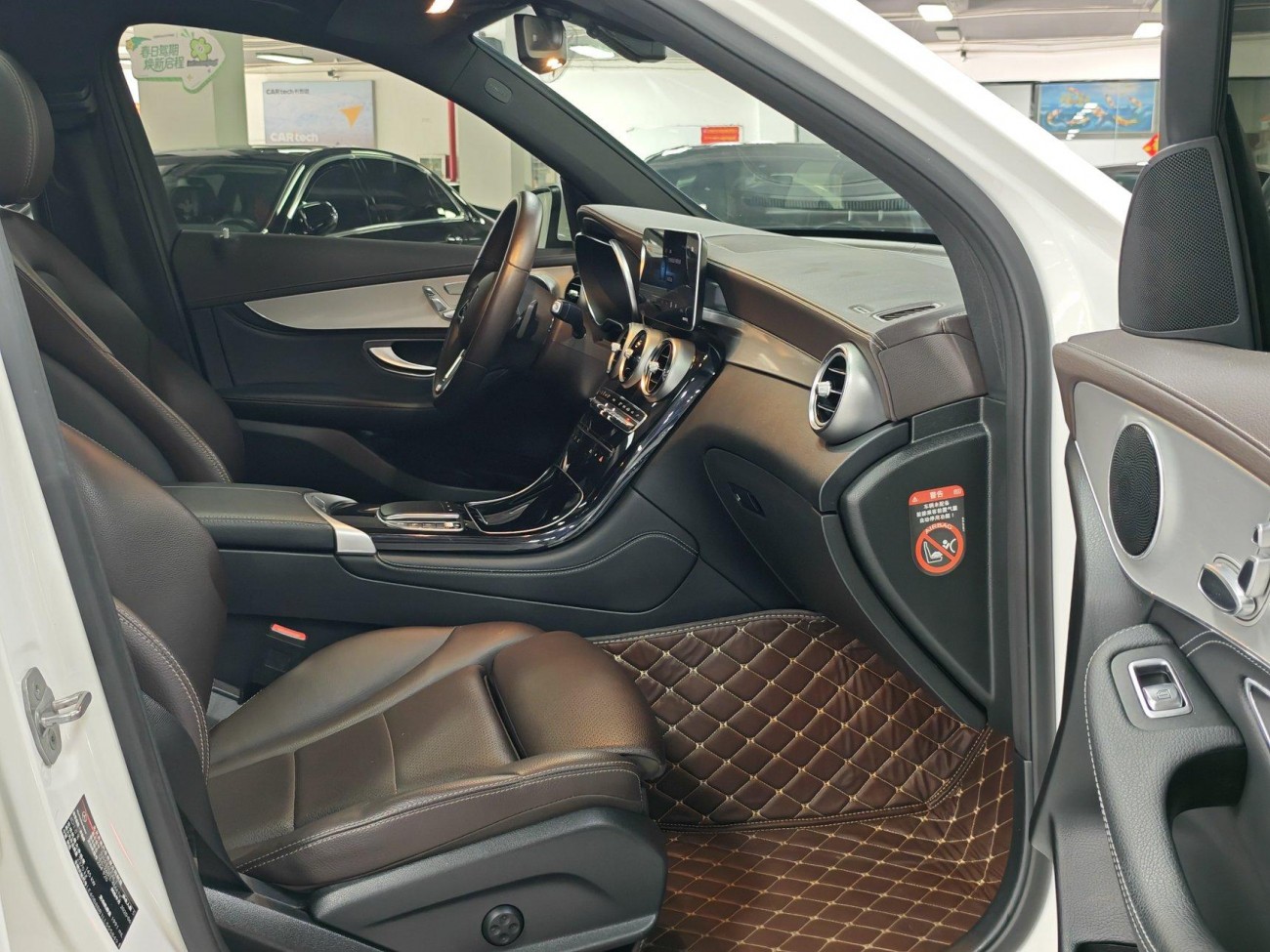 Mercedes-Benz GLC 260 L 2020