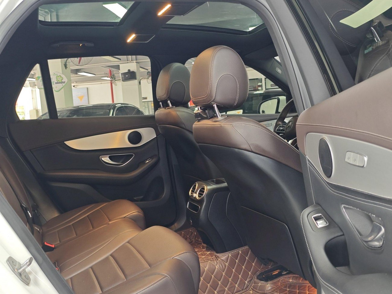 Mercedes-Benz GLC 260 L 2020