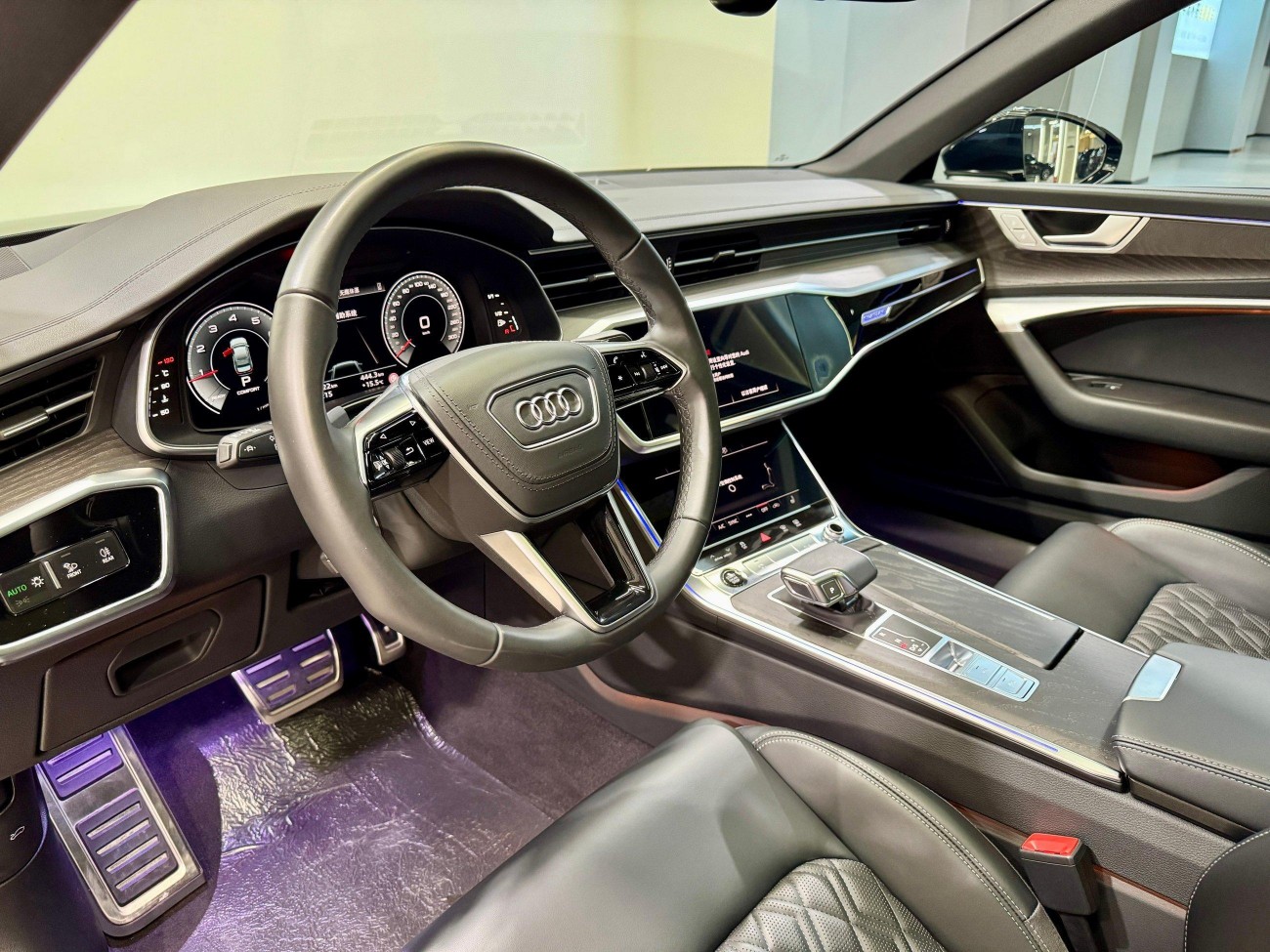 Audi A6L 45 TFSI 2025