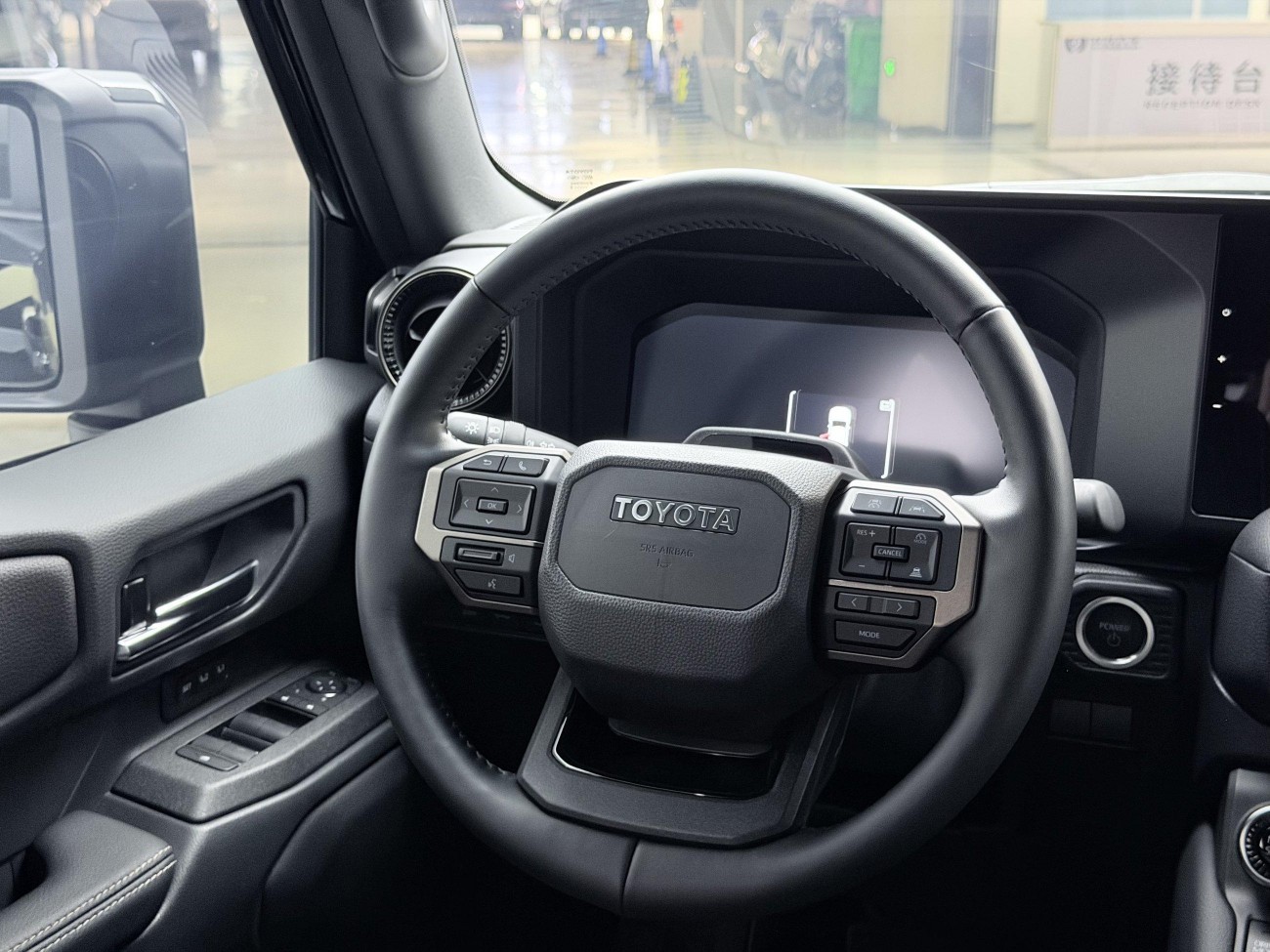 Toyota Prado 2025