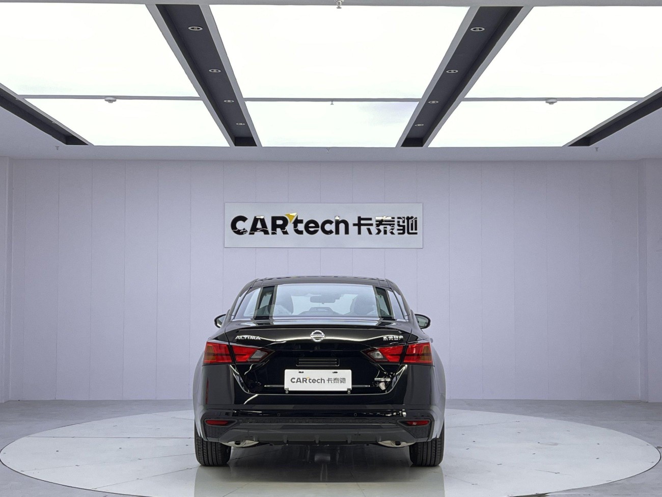 Nissan Teana 2026