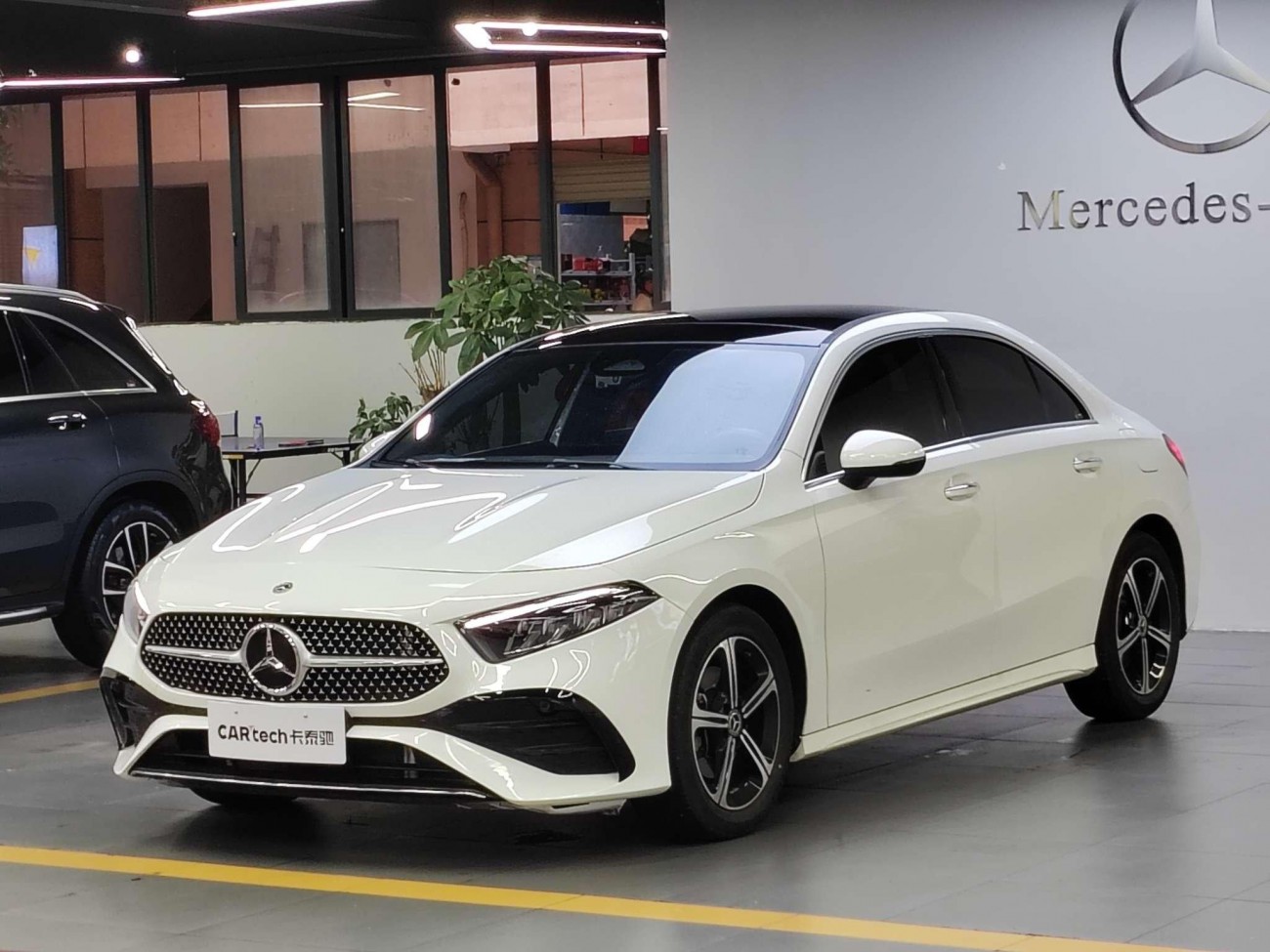 Mercedes-Benz A 200 L 2023